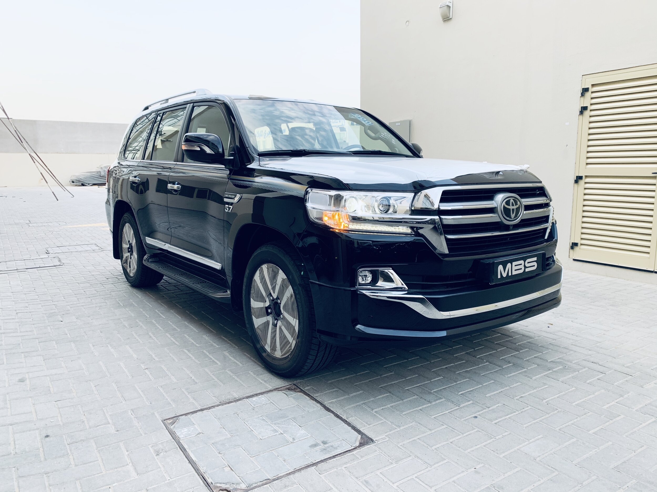 New Toyota Land Cruiser 200 MBS Autobiography for Export — MBS 